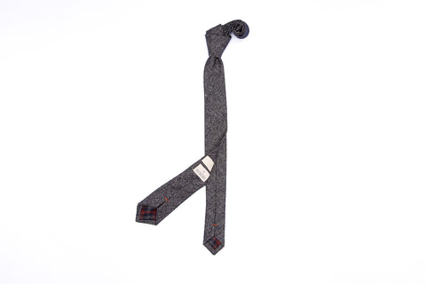 Pointed Necktie - Navy Dot Weave